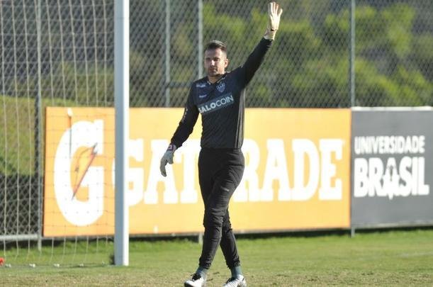 Veja fotos do treino do Atltico