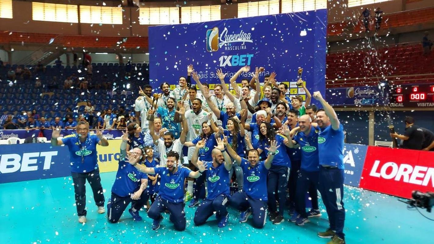 Cruzeiro venceu o Minas por 3 sets a 0 e faturou o stimo ttulo da Superliga Masculina