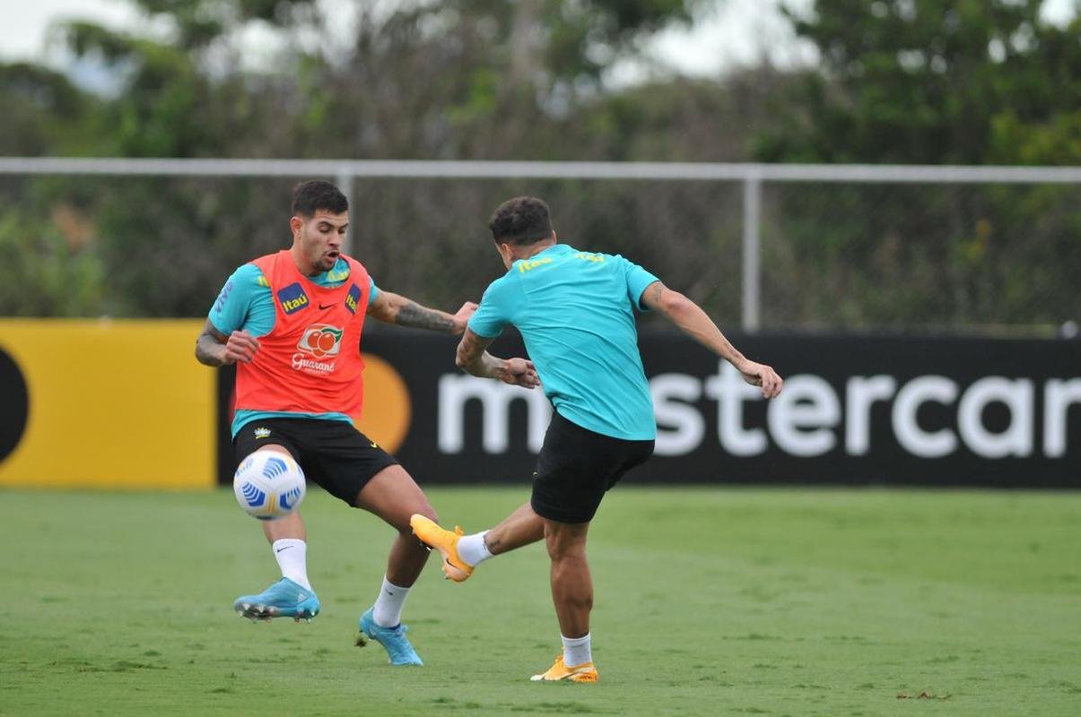 Seleo Brasileira realizou treinamento na tarde deste sbado (29/1) na Toca da Raposa II