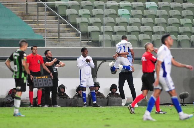 Fotos do clssico entre Amrica-MG e Cruzeiro