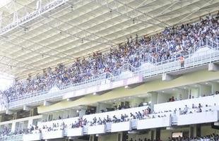 Torcedores do Cruzeiro nas cadeiras do Est�dio Independ�ncia