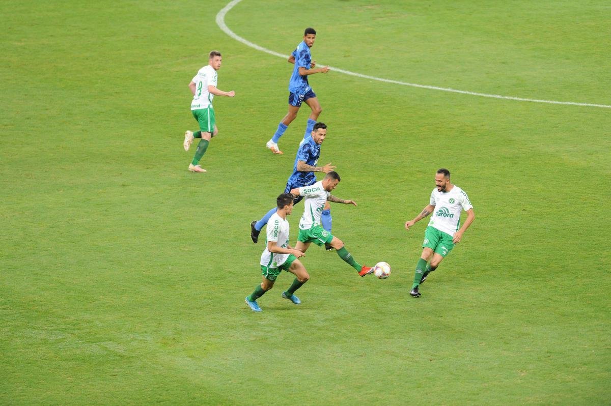 Fotos do duelo entre Cruzeiro e Chapecoense, no Mineiro, pela quarta rodada da Srie B