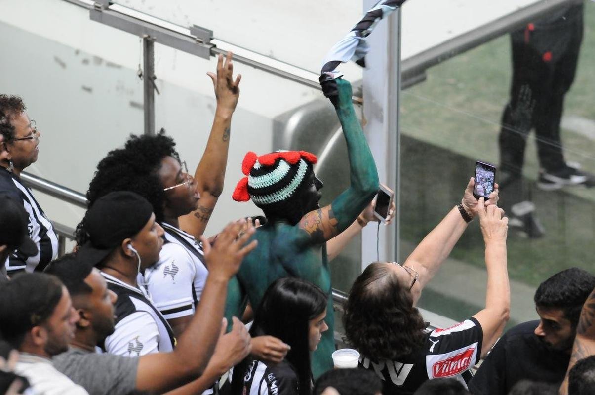 Fotos da vitria do Atltico por 2 a 0 sobre Atltico-GO pelo Campeonato Brasileiro