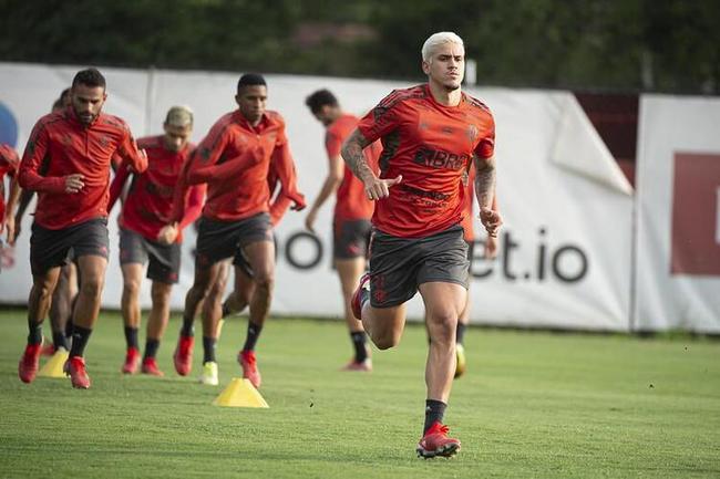 O Flamengo recebe o Juventude no Maracanã, a partir das 19h desta quarta-feira