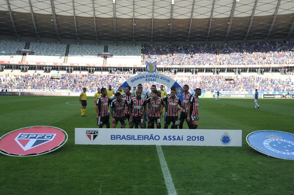 Fotos do jogo entre Cruzeiro e So Paulo