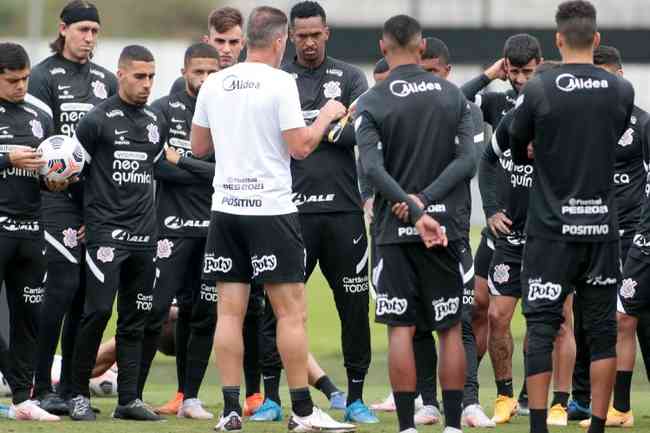 Corinthians inicia disputa na Copa Sul-Americana 