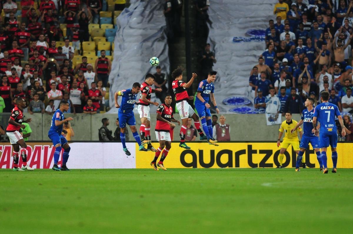 Fotos do primeiro tempo de Flamengo e Cruzeiro, no Maracan, pela final da Copa do Brasil