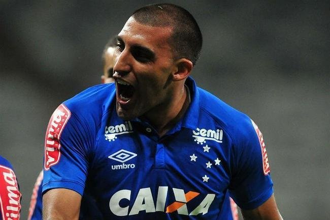 bila jogou cinco partidas na Copa do Brasil e marcou um gol - na vitria por 2 a 0 sobre o Murici, em Alagoas, pelo jogo de ida da terceira fase.