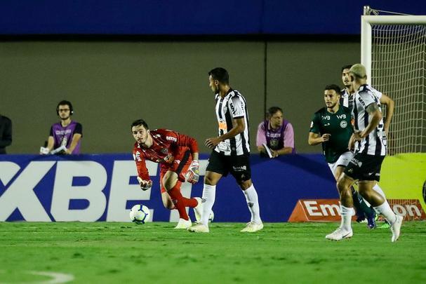 Fotos do duelo entre Goiás e Atlético, no Serra Dourada, em Goiânia, pela 12ª rodada do Brasileiro