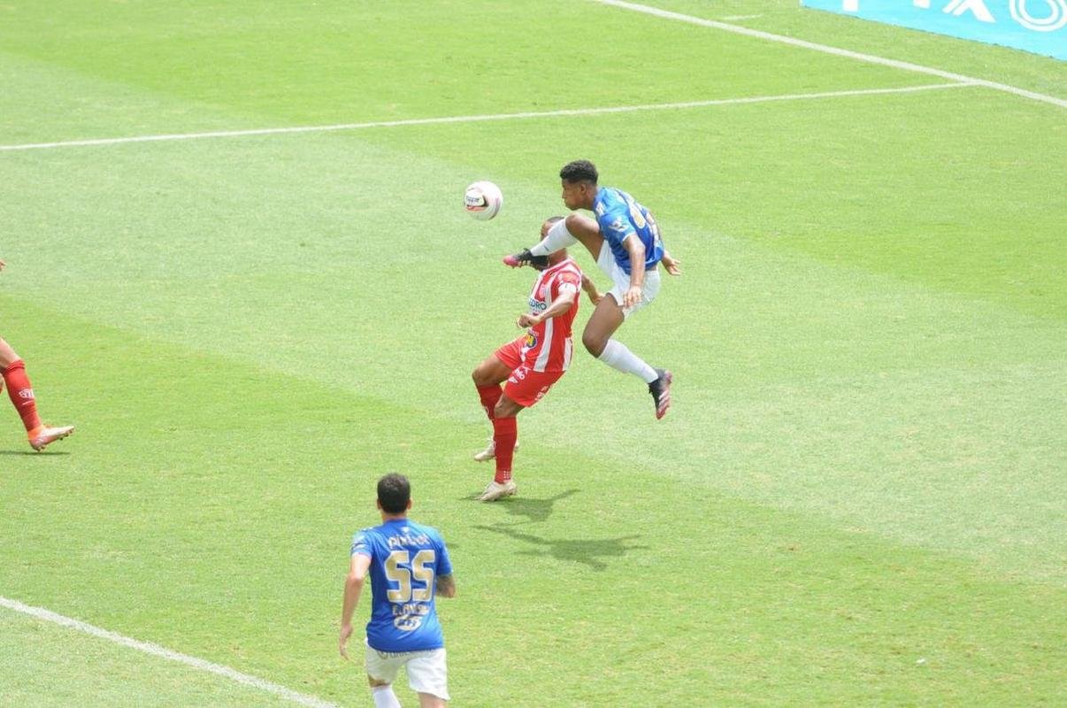 Jogo no Horto na manh deste domingo, vlido pelo Mineiro, foi bastante disputado 