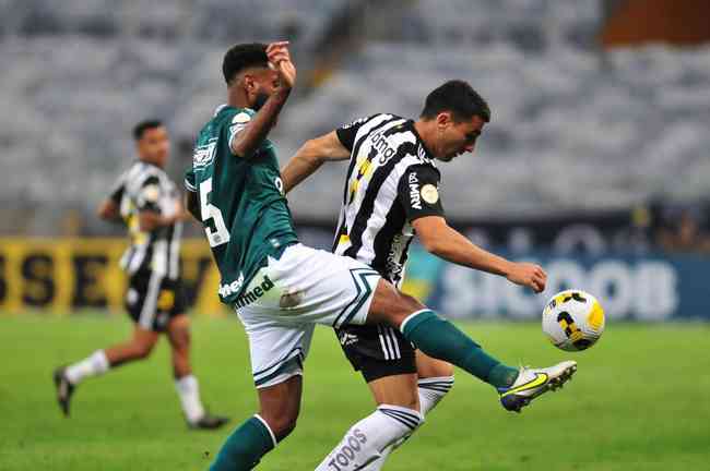 Fotos do jogo entre Atlético e Goiás, no Mineirão, em Belo Horizonte, pela 23ª rodada da Série A do Brasileiro