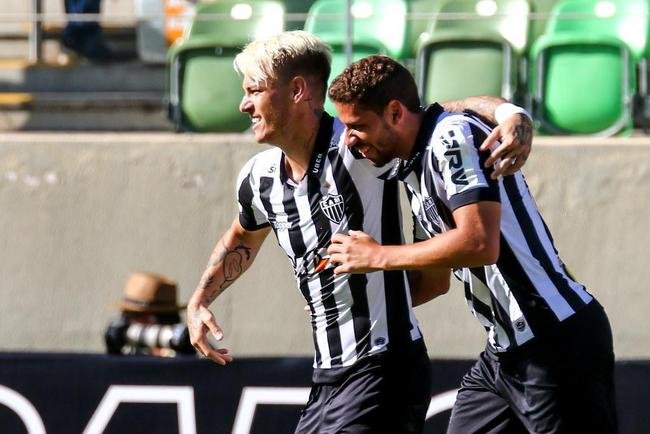 R�ger Guedes - Na estreia pelo Atl�tico, em 2018, R�ger Guedes marcou um dos gols da vit�ria por 3 a 0 sobre o Democrata-GV, pelo Campeonato Mineiro.