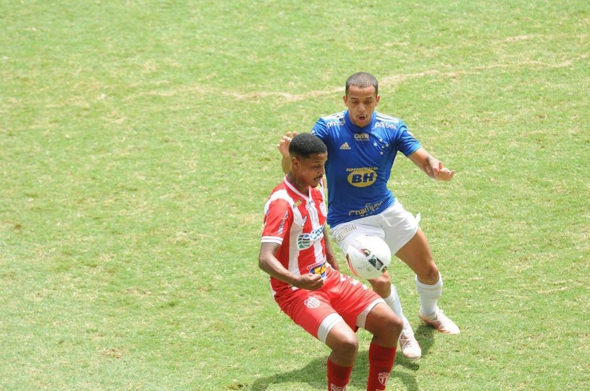 Jogo no Horto na manh deste domingo, vlido pelo Mineiro, foi bastante disputado 
