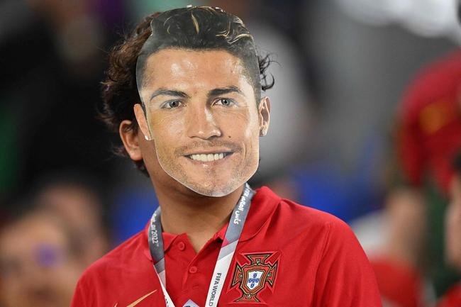 Imagens da torcida no confronto entre Portugal e Gana, pelo Grupo H da Copa do Mundo.