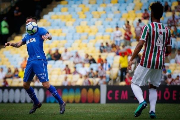Fluminense e Cruzeiro em partida vlida pela segunda rodada do Brasileiro