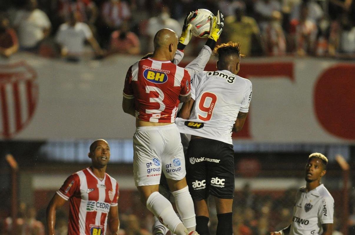 O Atltico estreou na temporada 2022 nesta quarta-feira (26), diante do Villa Nova, pela 1 rodada do Campeonato Mineiro. A partida disputada no Estdio Castor Cifuentes, em Nova Lima, tambm marcou o primeiro jogo do treinador argentino Antonio 'El Turco' Mohamed sob o comando do Galo.