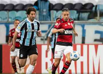 Partida foi realizada na Arena Grêmio, em Porto Alegre e terminou empatada por 2 a 2 