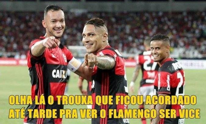 Cruzeirenses pegam no pé de flamenguistas e atleticanos após penta da Copa do Brasil