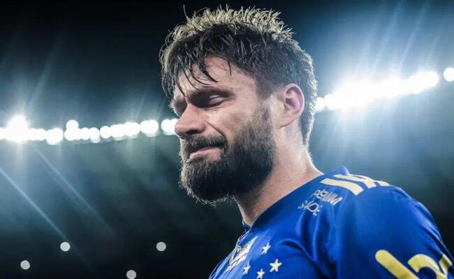 Torcedores no gostaram de Rafael Sobis ter acionado o Cruzeiro na Justia do Trabalho