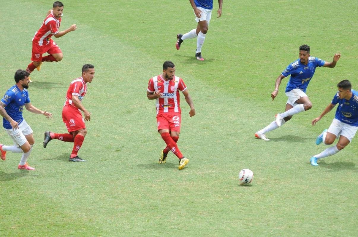 Jogo no Horto na manh deste domingo, vlido pelo Mineiro, foi bastante disputado 