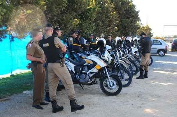 Imagens do treinamento da Seleo Francesa na Toca da Raposa II, em Belo Horizonte