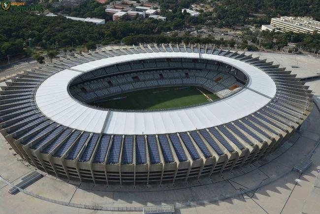 Em 2013, obras de modernizao concludas e estdio pronto para a Copa das Confederaes e, posteriormente, para a Copa do Mundo de 2014