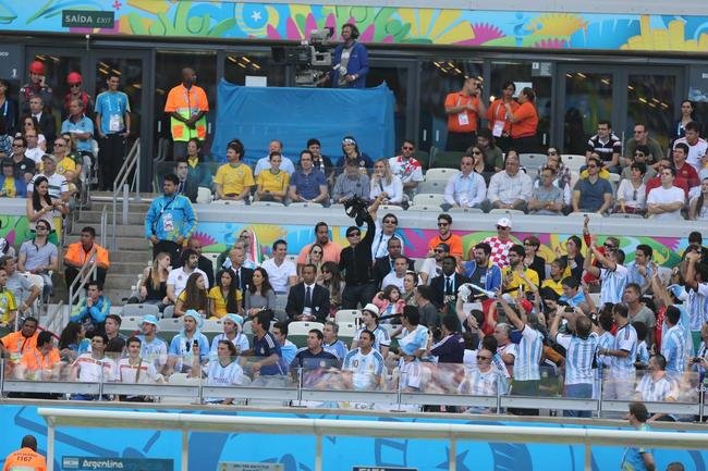 Em 21 de junho de 2014, Diego Maradona esteve no Mineiro, em Belo Horizonte, para assistir ao jogo entre Argentina e Ir, pela Copa do Mundo. Na ocasio, os argentinos venceram o confronto por 1 a 0, com gol do astro Lionel Messi nos acrscimos.