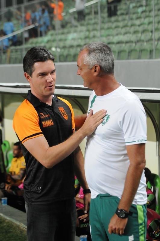 Com gols de Felipe Augusto e Al, Amrica venceu Coimbra por 2 a 0, nesta segunda-feira, no Independncia, pela sexta rodada do Campeonato Mineiro