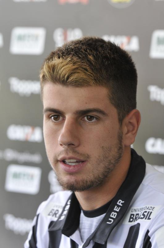 Veja fotos da apresentao de Toms Andrade no Atltico