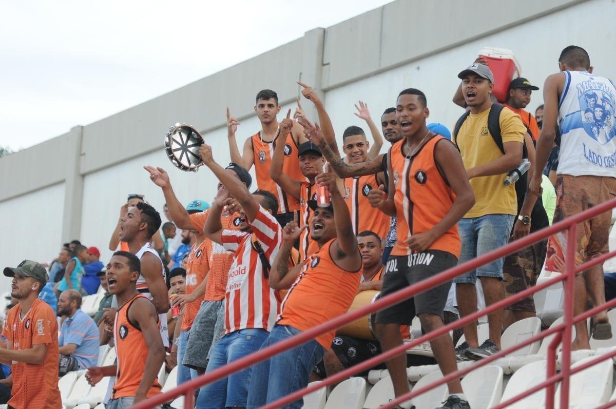 Coimbra venceu o Uberlndia por 1 a 0 e conquistou o trofu do Mdulo II do Campeonato Mineiro