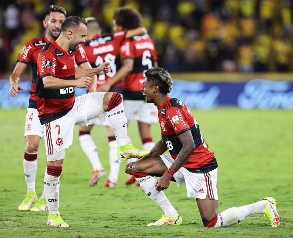 Flamengo vence Barcelona de Guayaquil novamente e vai  final da Copa Libertadores para enfrentar o Palmeiras. Deciso ser em Montevidu, no Uruguai, em 27 de novembro