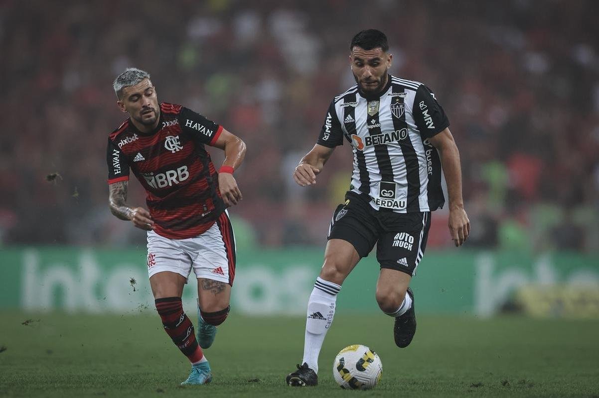 Fotos do jogo de volta das oitavas de final da Copa do Brasil, entre Flamengo e Atltico, no Maracan, no Rio de Janeiro