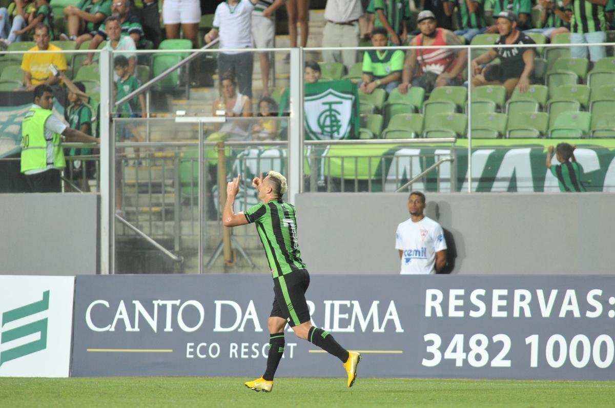 Veja fotos do jogo entre Amrica e Villa Nova