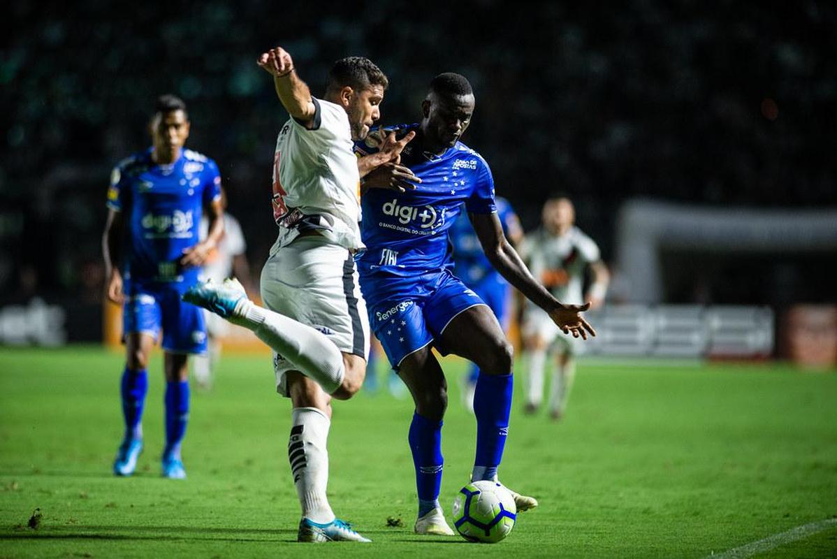 Veja fotos do jogo entre Vasco e Cruzeiro