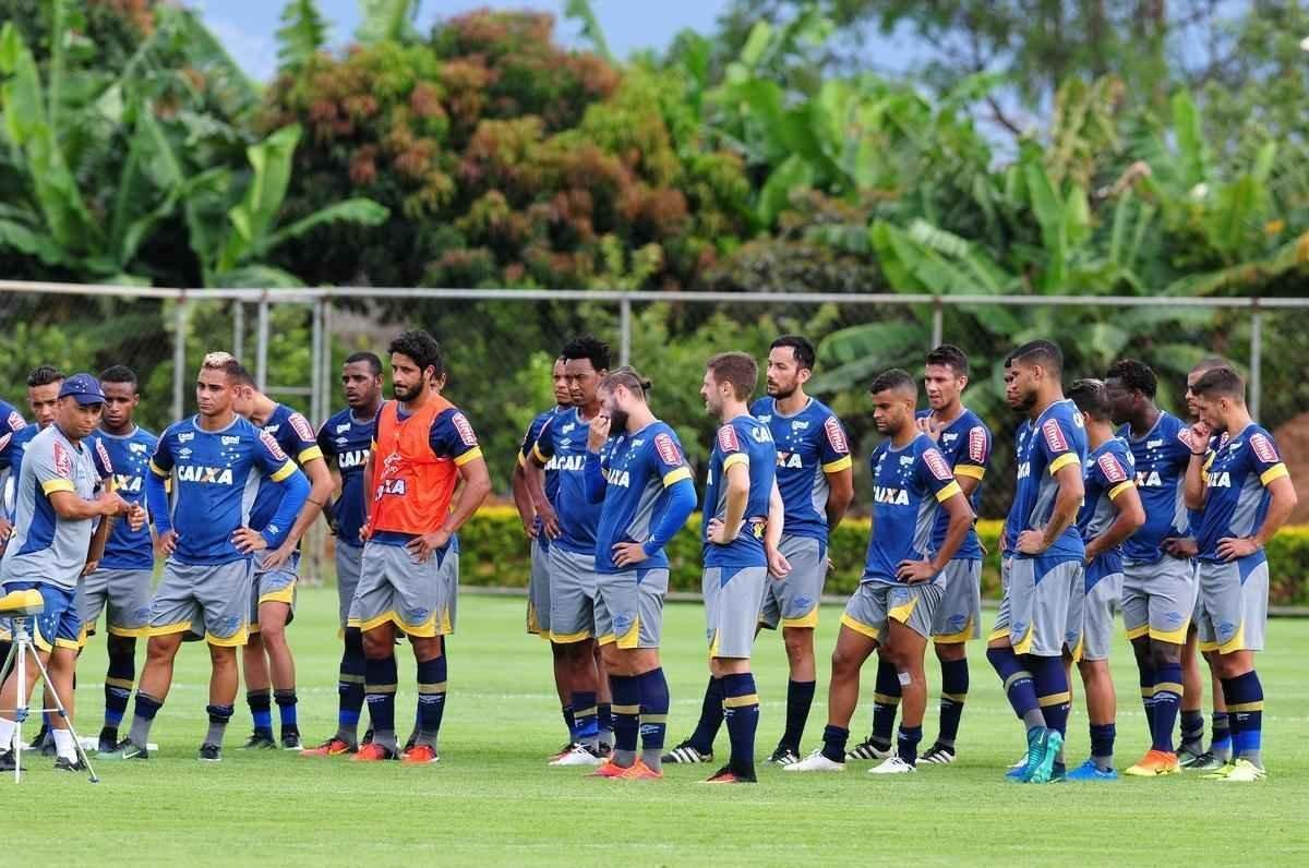 Nesta sexta-feira, o treinamento na Toca da Raposa ll foi bastante intenso 