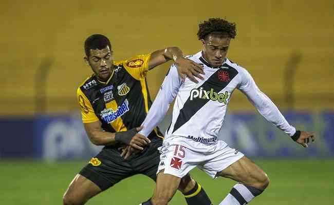 Vasco se enfrentaro em So Janurio na 31 rodada da Srie B