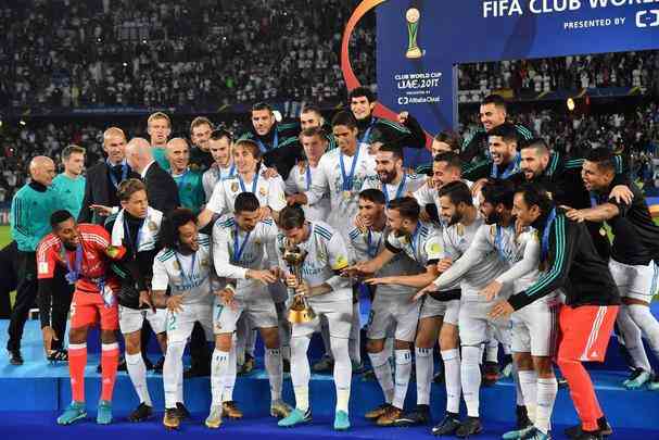 Fotos da premiao do Mundial de Clubes e da festa do Real Madrid com o hexa