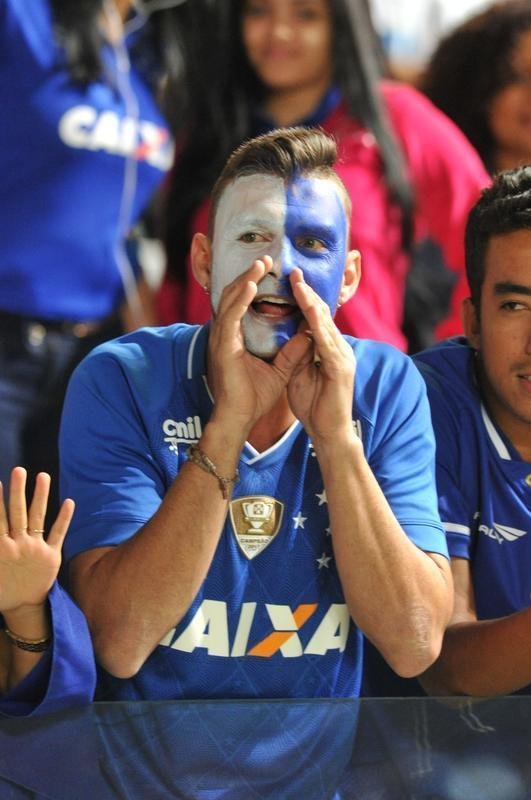 Torcida do Cruzeiro no duelo desta tera, no Mineiro, contra o Racing, pela Libertadores