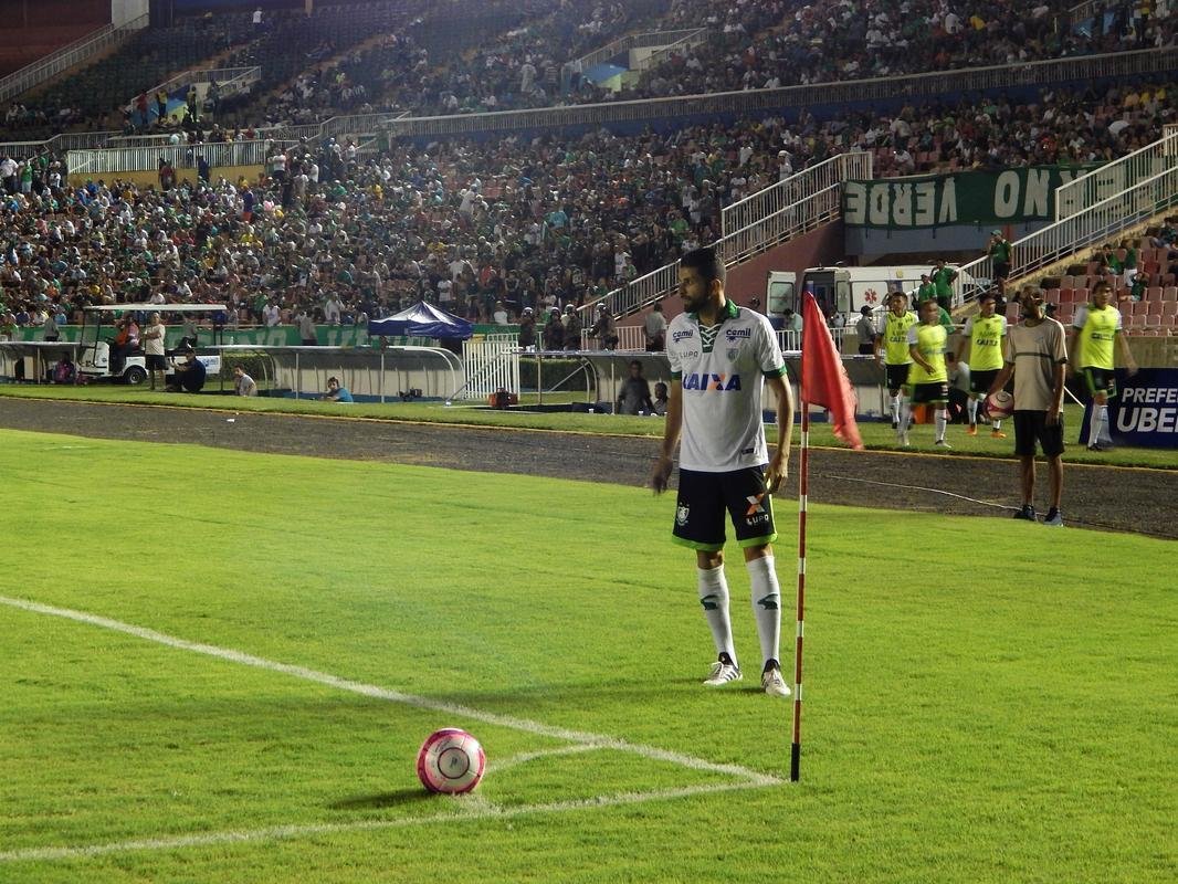 Uberlndia e Amrica se enfrentaram, no Parque do Sabi, pela sexta rodada do Campeonato Mineiro