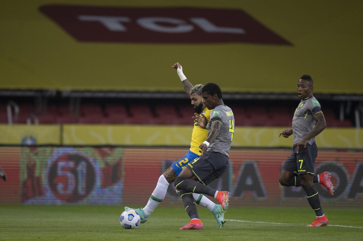 Com gols de Richarlison e Neymar, Brasil venceu o Equador no Beira-Rio 