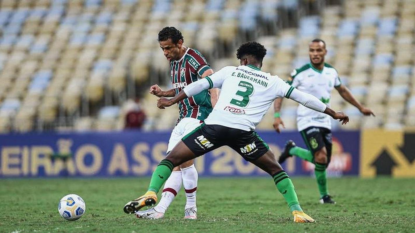 Fotos da vitria do Fluminense sobre o Amrica, no Maracan, no Rio de Janeiro, pela 34 rodada do Campeonato Brasileiro