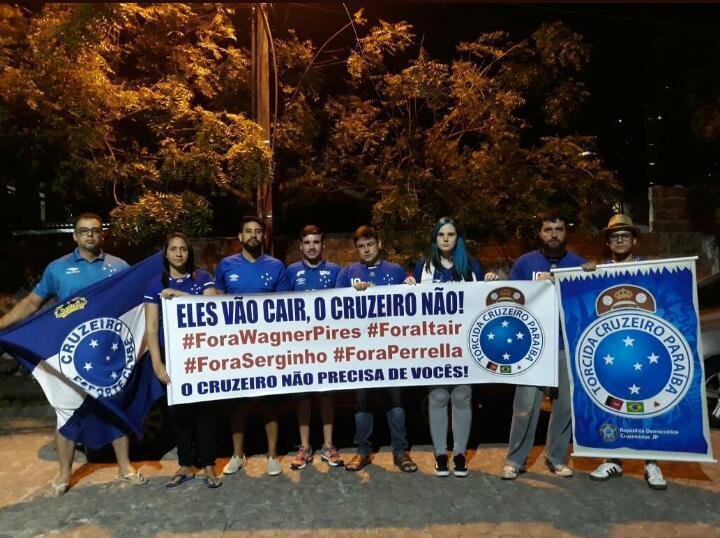 'Redutos Celestes' pelo mundo protestaram contra dirigentes do Cruzeiro