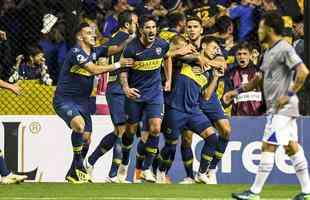 Boca Juniors abriu o placar aos 35 do primeiro tempo, com um gol de Zrate, aps passe de Prez: 1 a 0