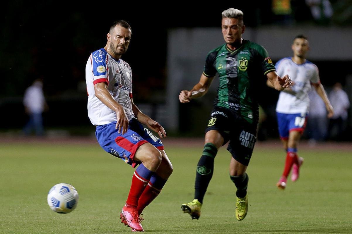 Fotos do jogo entre Bahia e Amrica no Estdio de Pituau, em Salvador, pela oitava rodada do Campeonato Brasileiro de 2021