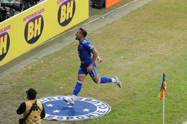 Fotos do jogo entre Cruzeiro e Sport, no Mineiro, em Belo Horizonte, pela 15 rodada da Srie B do Campeonato Brasileiro (28/6/2022)