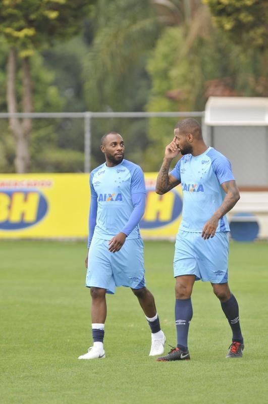 Imagens do treino do Cruzeiro antes do segundo duelo da final da Copa do Brasil, contra o Corinthians, em So Paulo