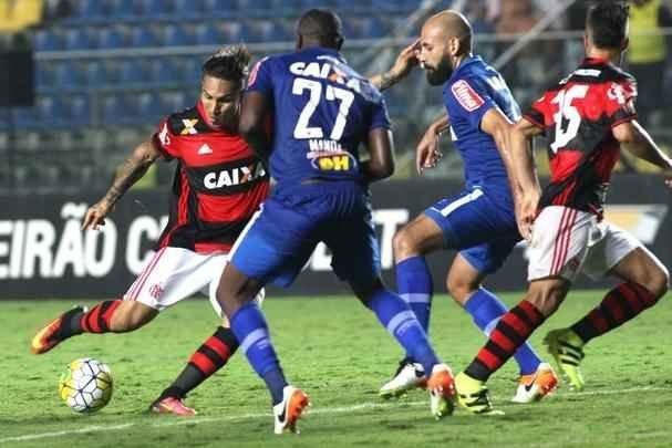 Guerrero marcou o gol de empate do Flamengo diante do Cruzeiro