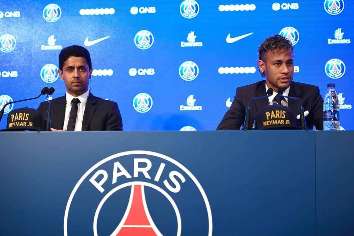 Imagens da apresentao de Neymar como grande reforo do Paris Saint-Germain 