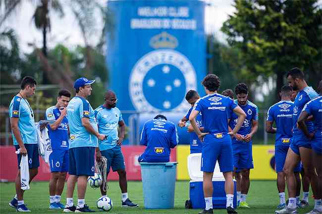 Adilson Batista tentar ltima cartada para salvar Cruzeiro da queda  Srie B