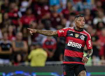Atacante do Flamengo voltou a treinar com o elenco na última quarta, mas deve se transferir para outro clube da Série A 